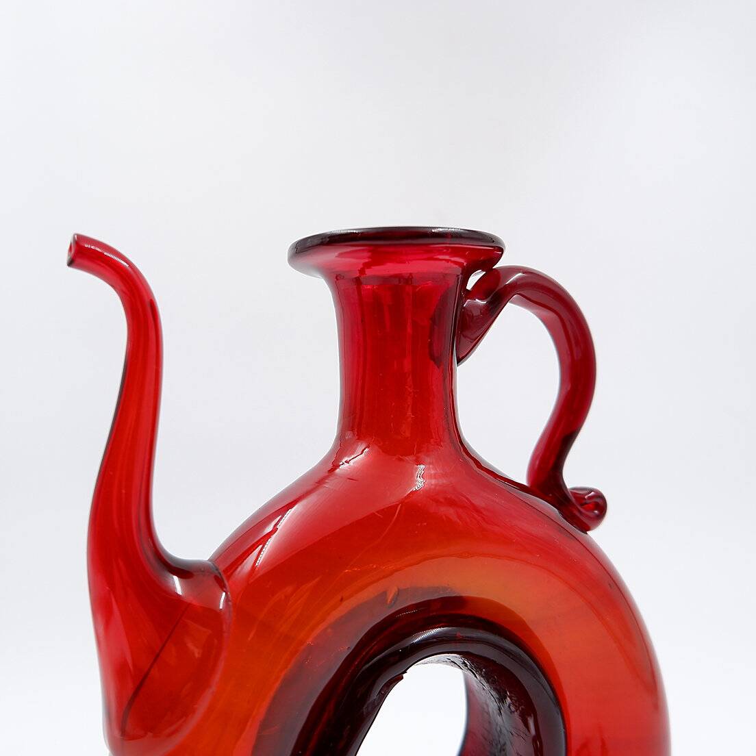 Vintage red blown glass carafe "Anneau"