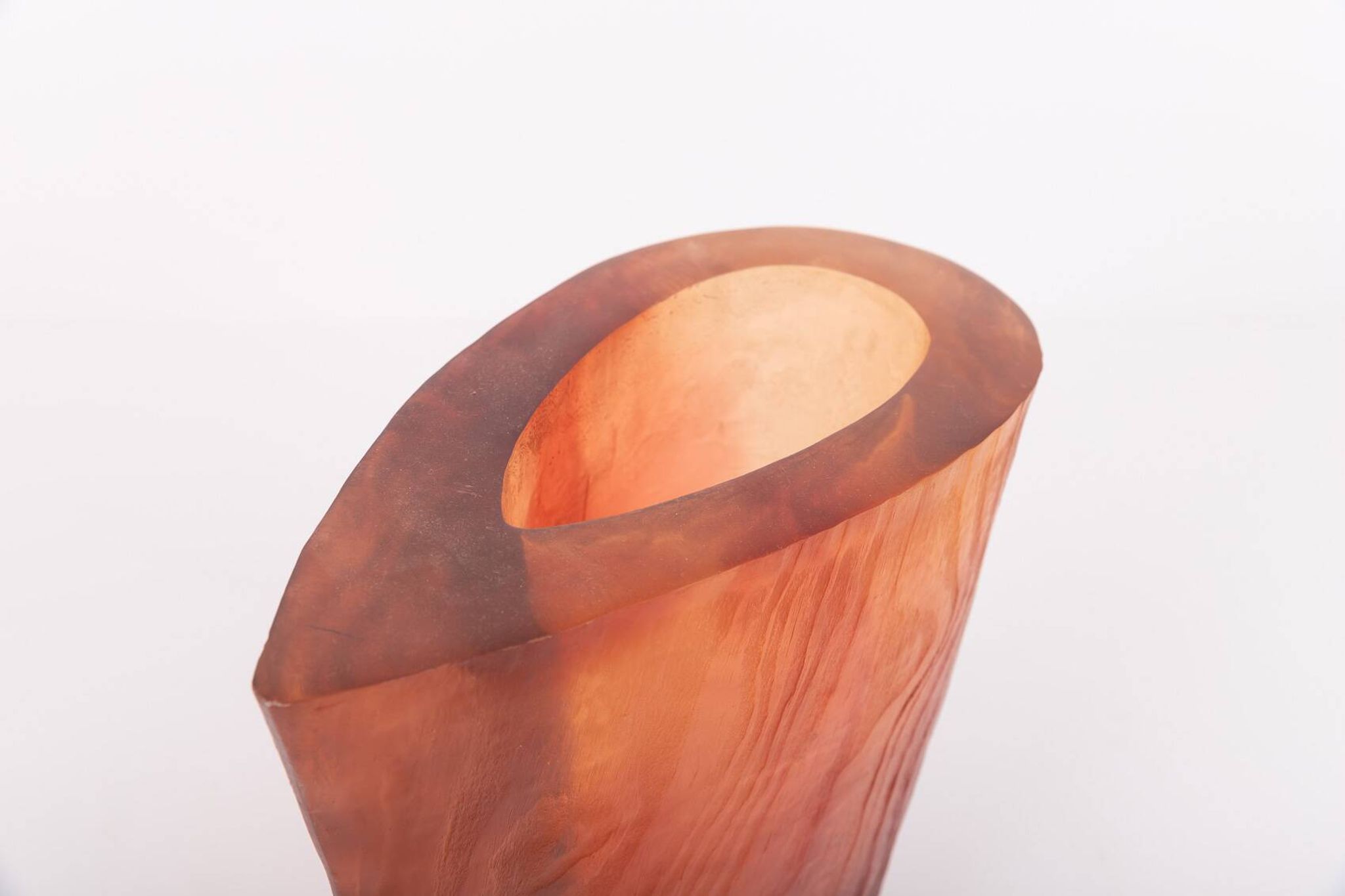 Vase en résine acrylique Terry Balle, années 1990