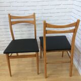 Lot of 2 Scandinavian chairs