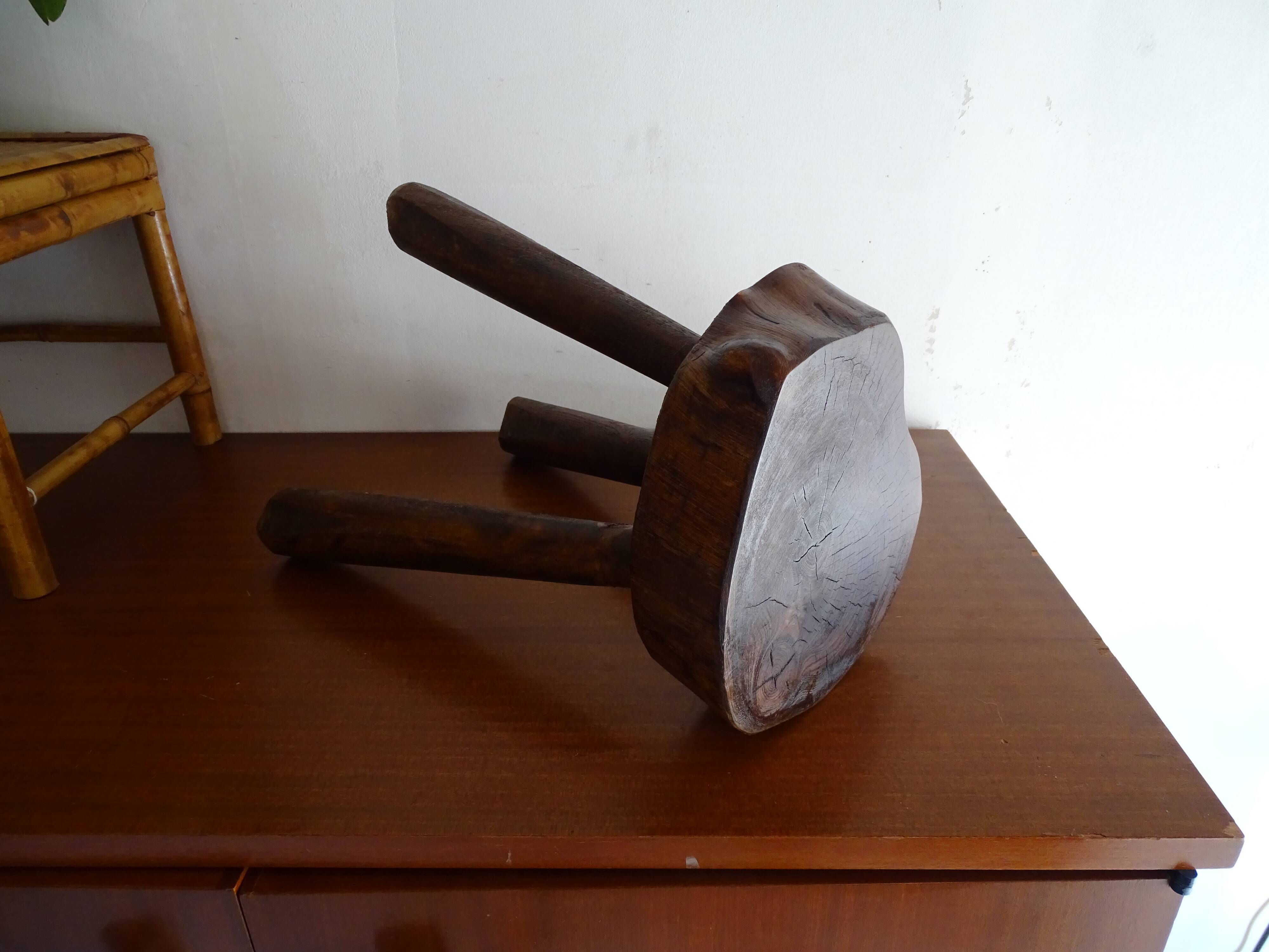 Stool foot tripod wood