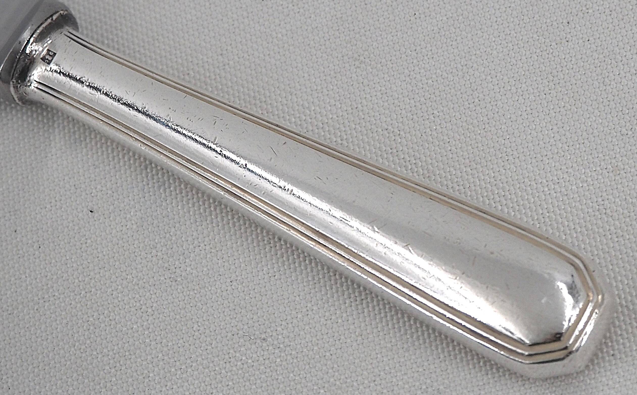 Christofle America, Art Deco, 4 silver-plated table knives, excellent condition.