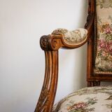 Fauteuil sculpté style Louis XVI