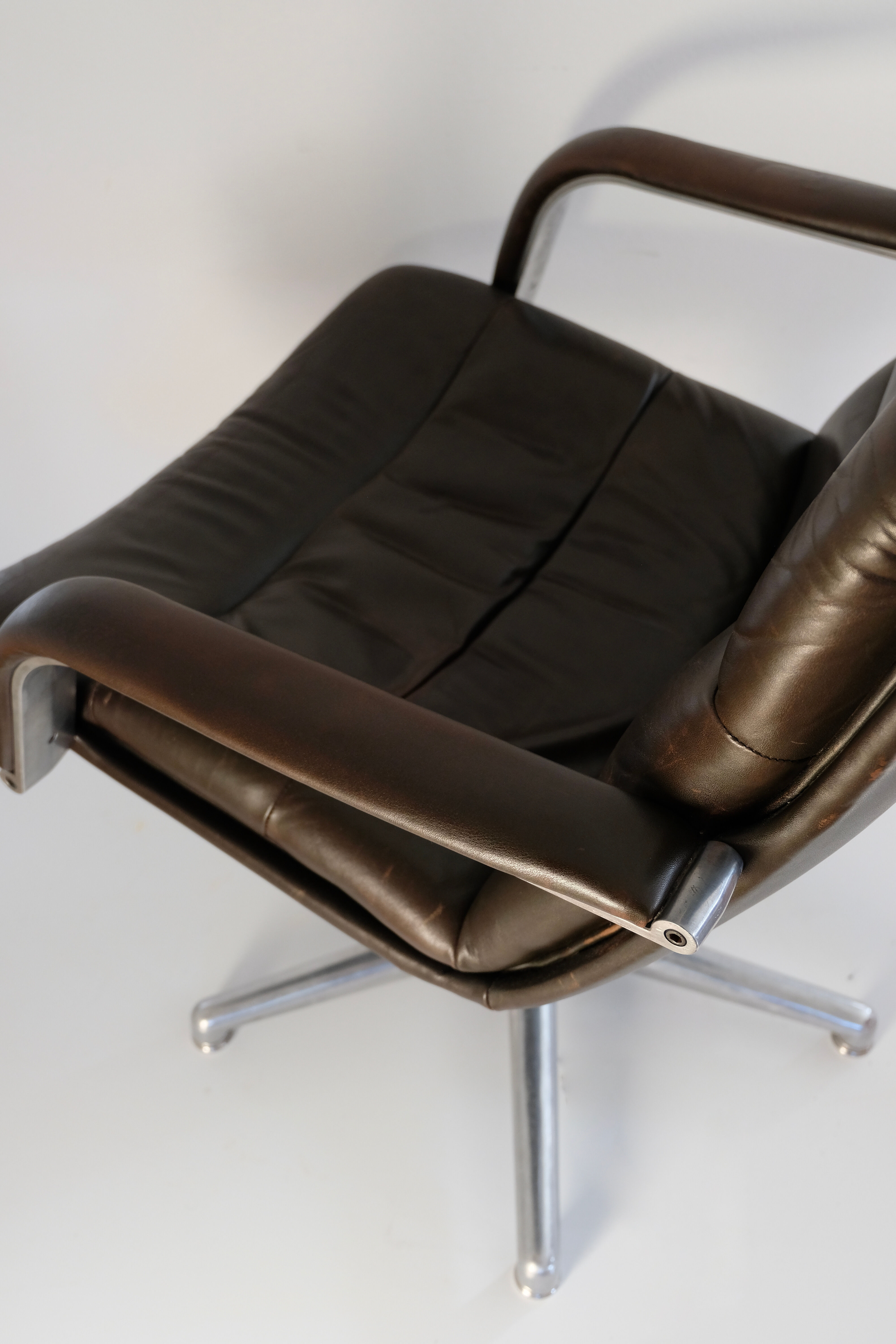 Geoffrey Harcourt's office chair for Artifort