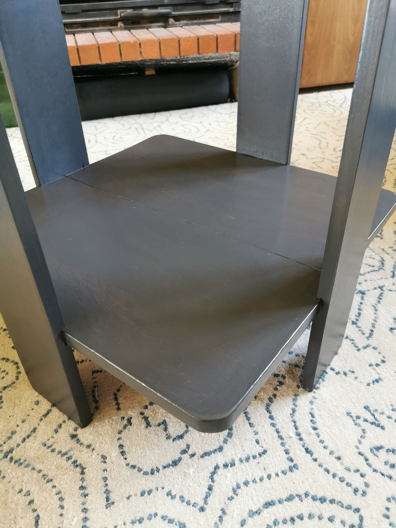Table basse art déco en bois et verre