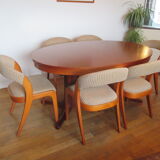 Baumann oval table