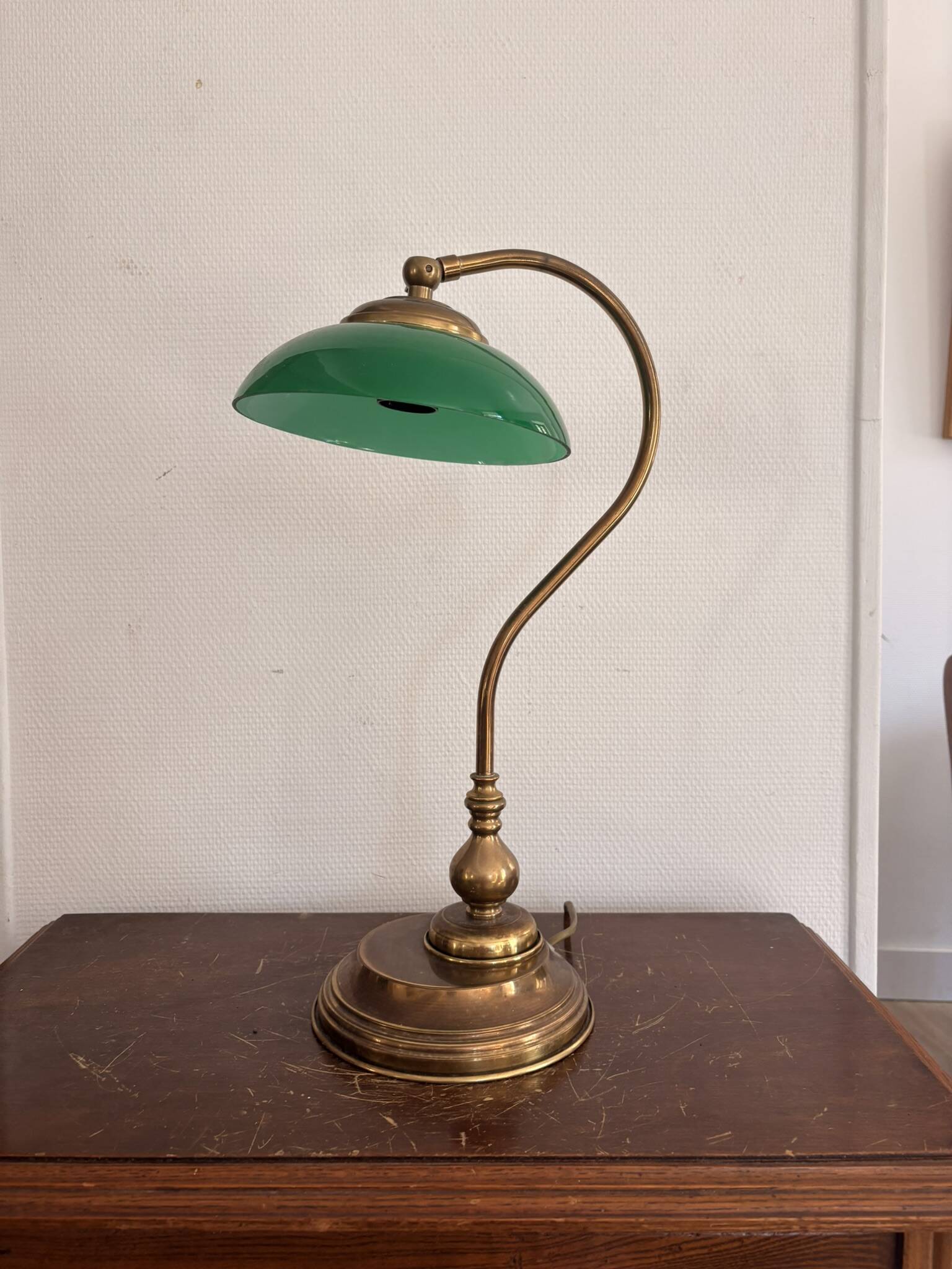 Banker's Desk Lamp Swan Neck Opaline Green