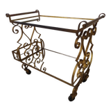 Golden rolling bar service