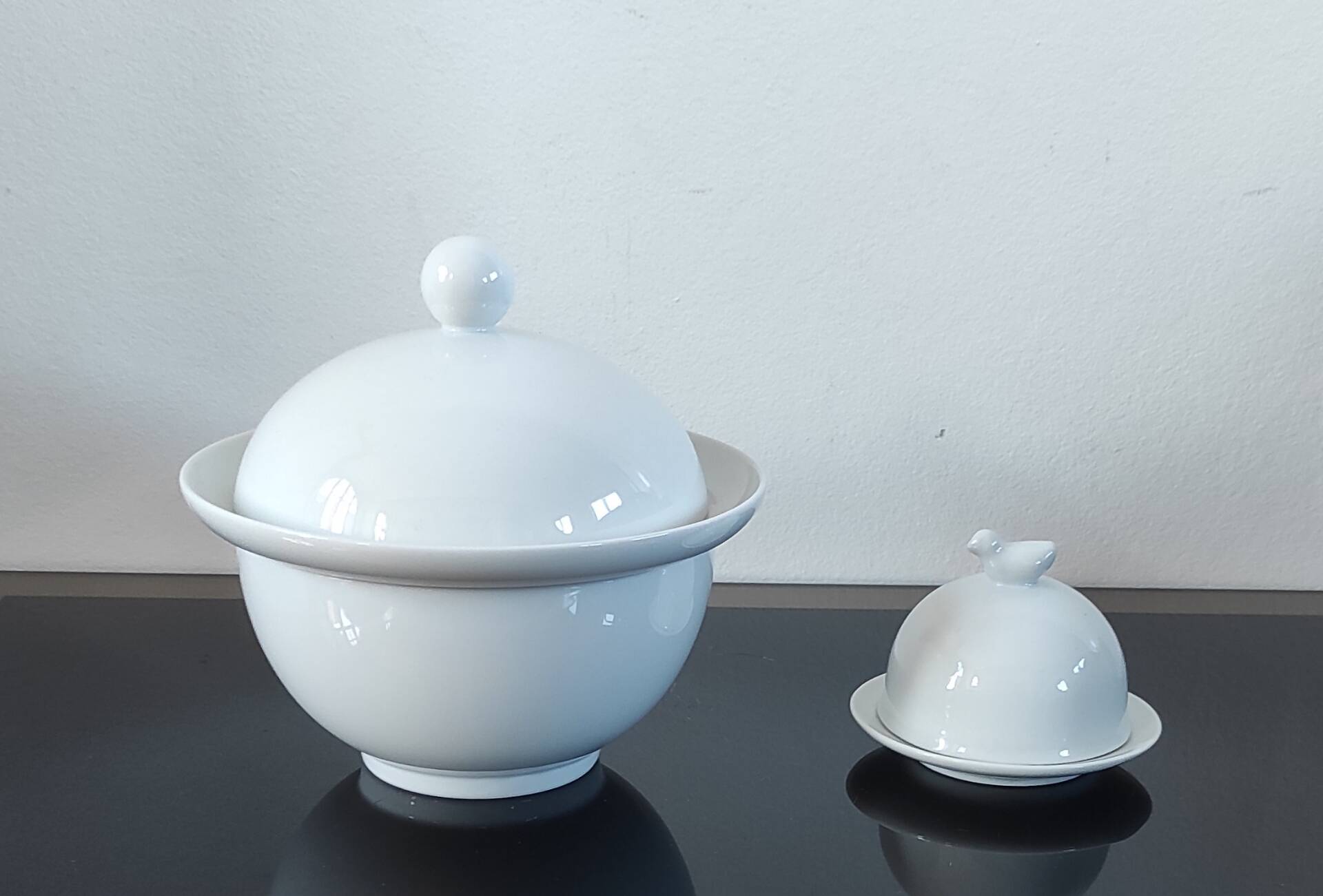 Ensemble de table vintage en porcelaine blanche