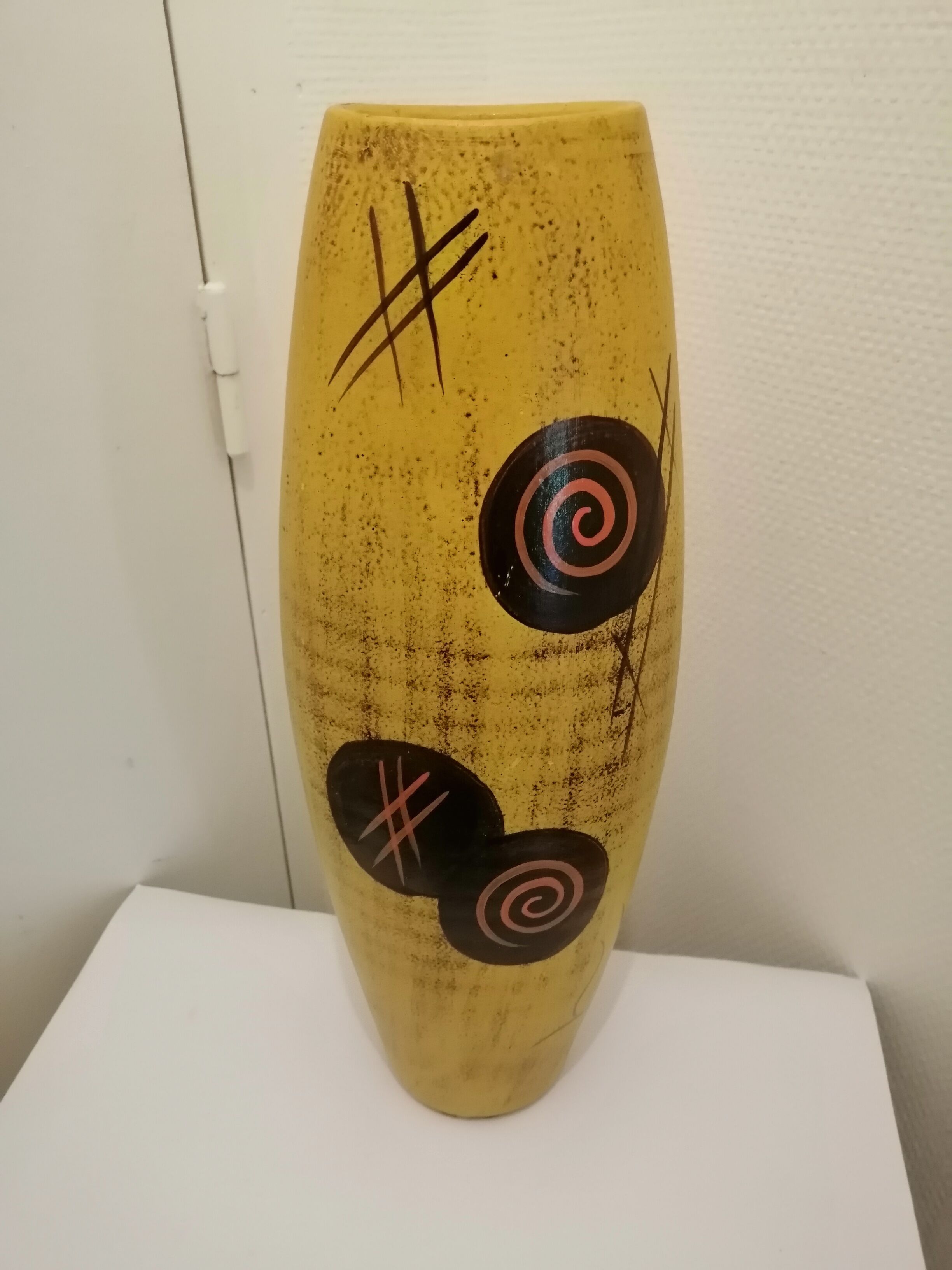 Ceramic vase