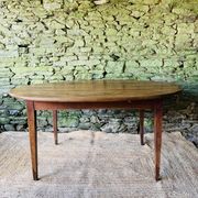 Oval farmhouse table 149cm