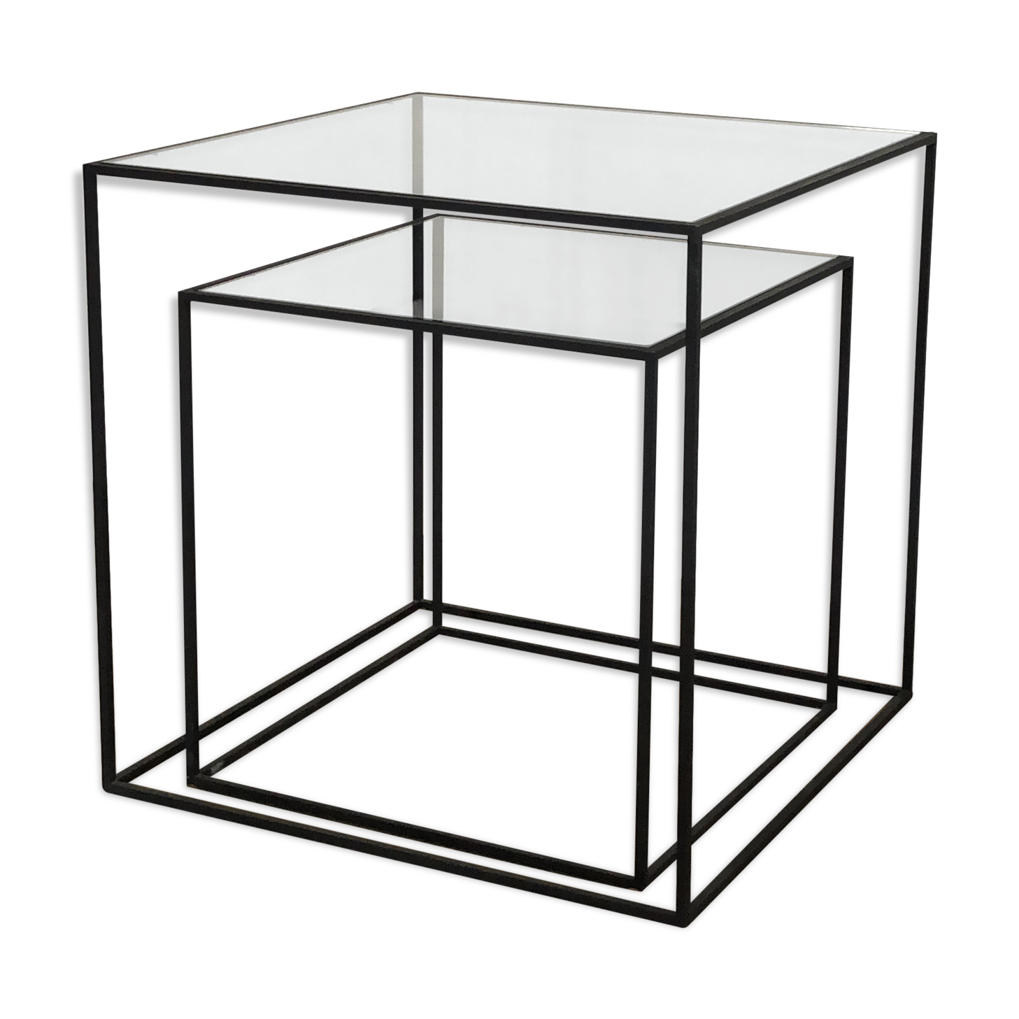 Black metal and glass tables sofa tip