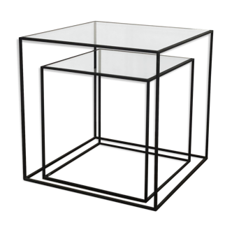 Black metal and glass tables sofa tip
