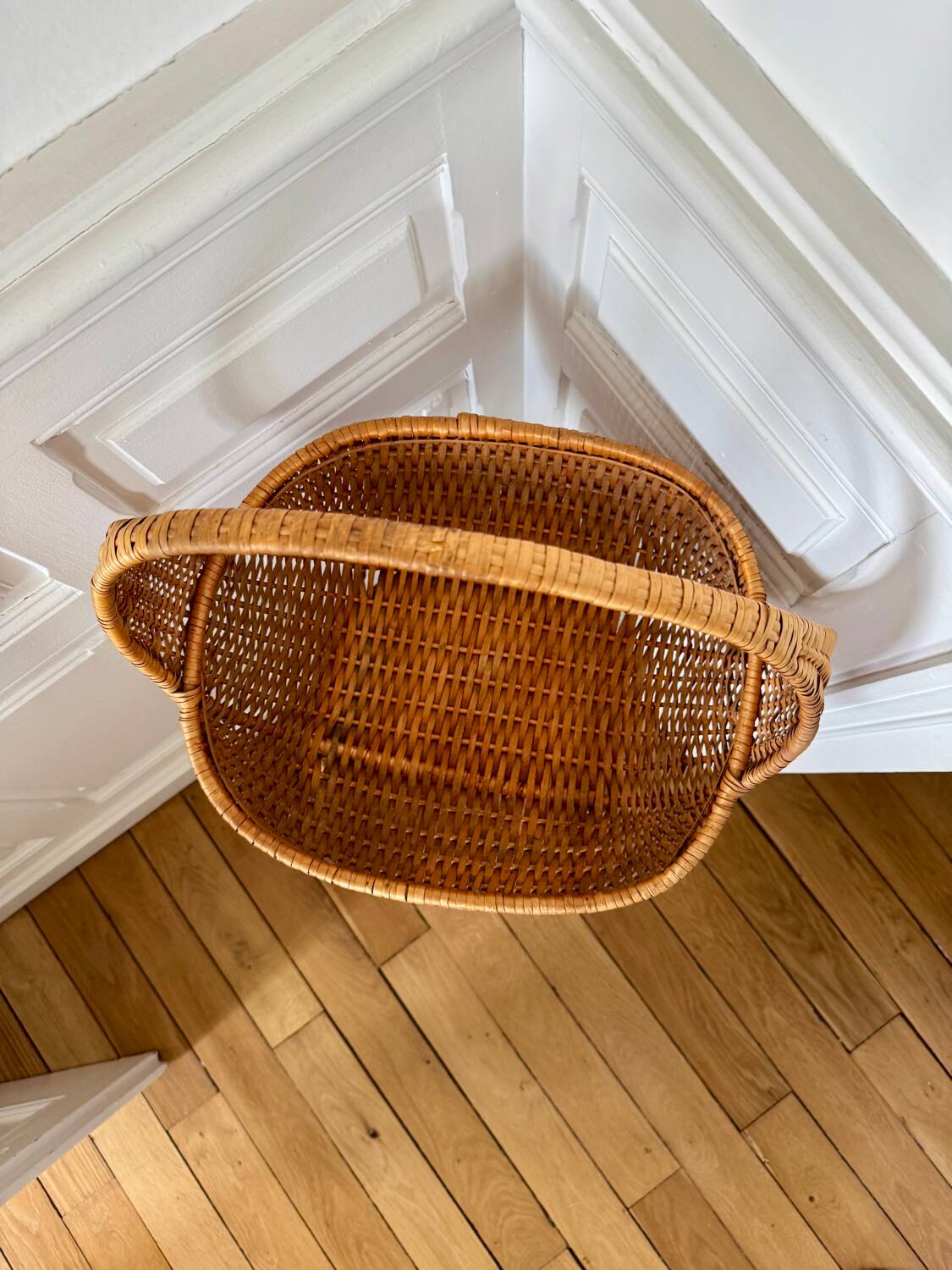 Arched basket in wickerwork 🧺