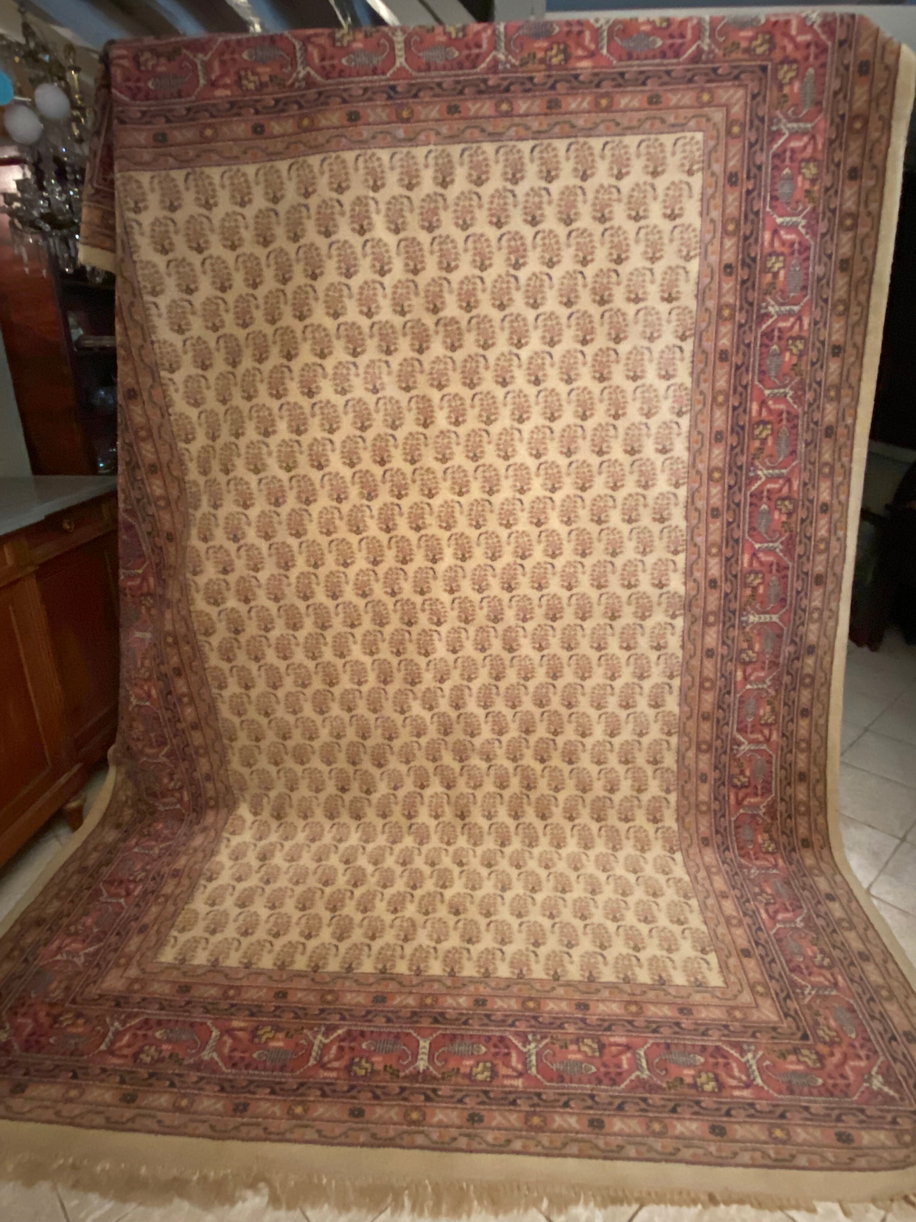 Oriental wool rug entirely handmade