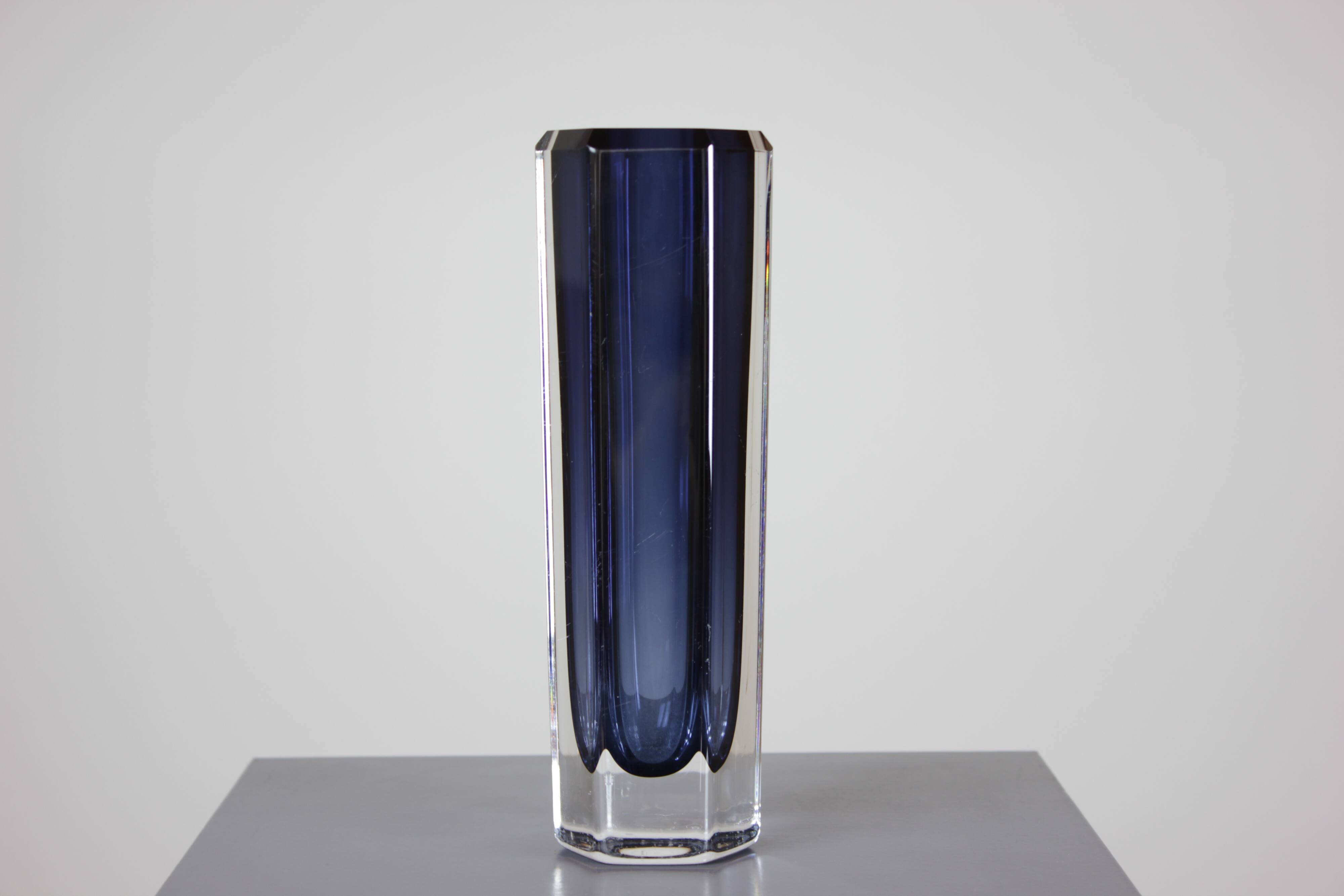 Vase par Bengt Edenfalk pour Skruf Glasbruk