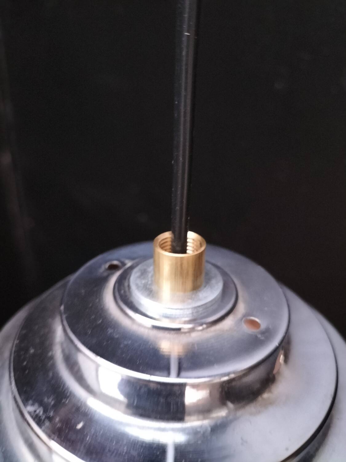 2 glass suspensions from Clichy