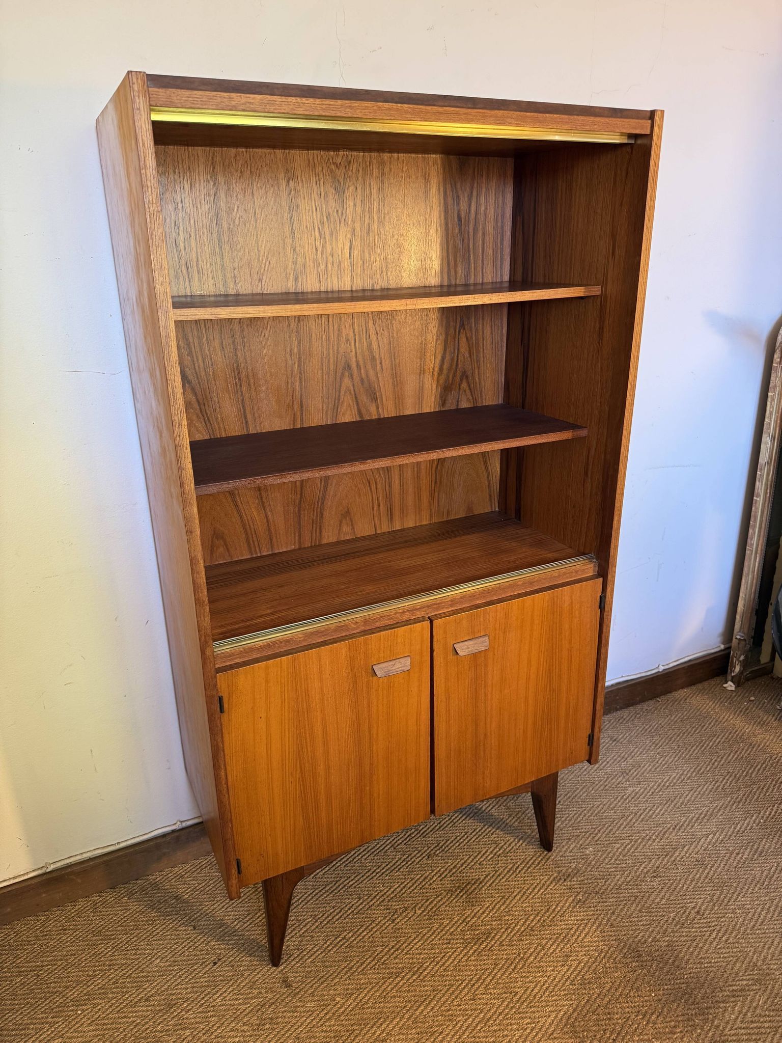 Vintage Scandinavian style sideboard in teak veneer and teak.