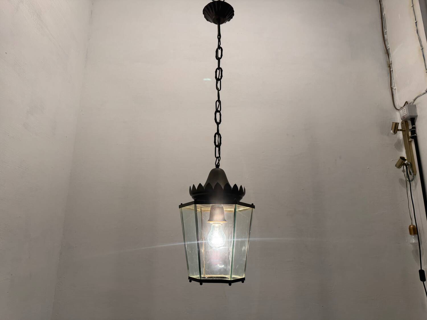 Suspension en verre et bronze vintage des années 1950