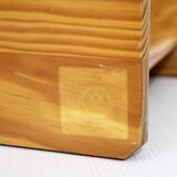 Pine magazine holder