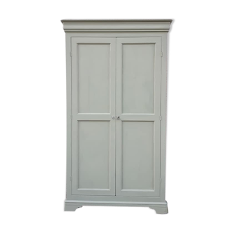Wooden cabinet
