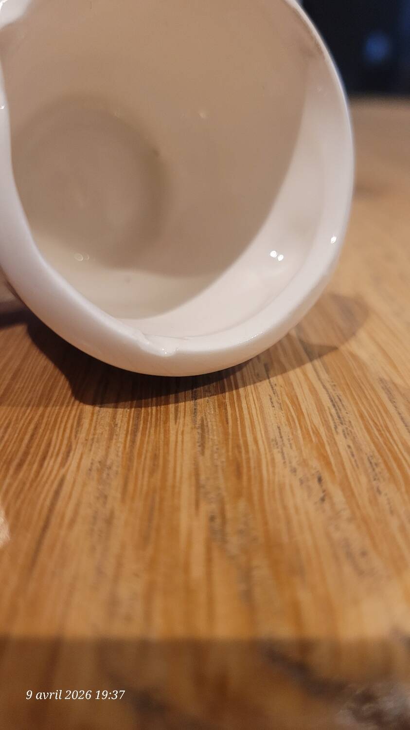 7 porcelain egg cups
