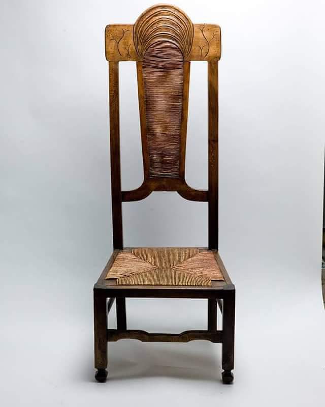 Chaise basse style ethnique