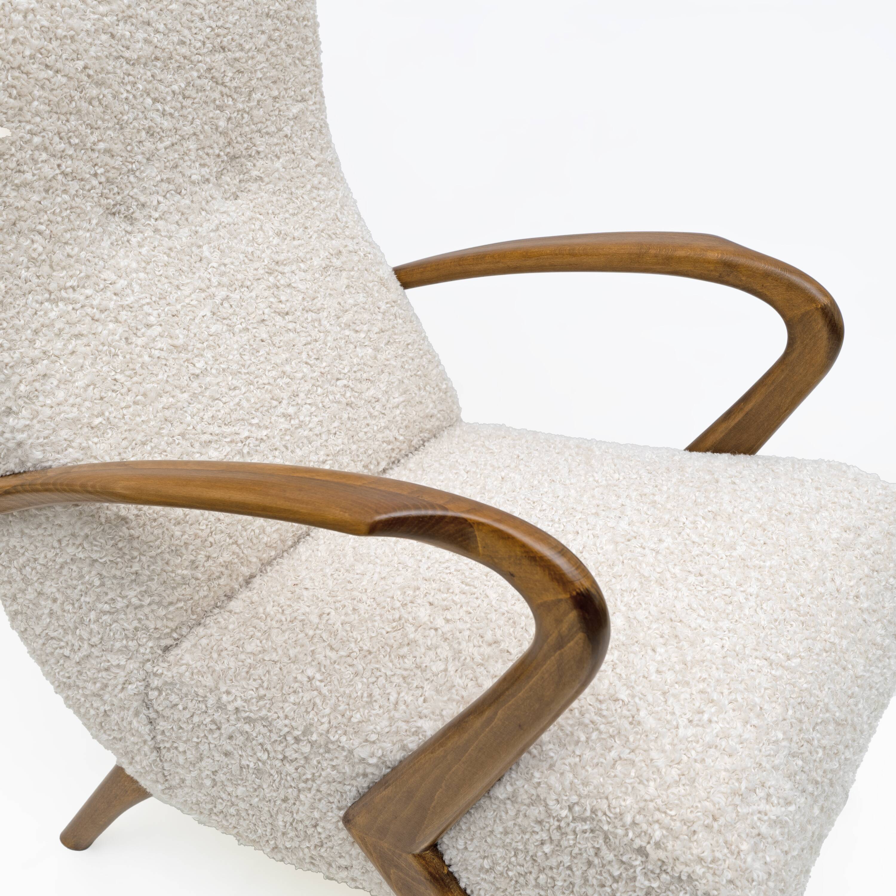 Attribute to Paolo Buffa Mid-century Modern Italian Bouclè Armchairs, Pair