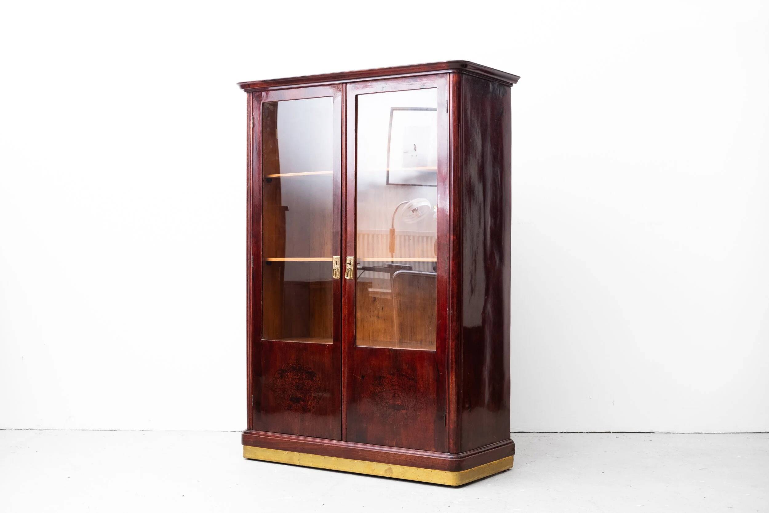Original Art Nouveau bookcase (Vienna, circa 1910)