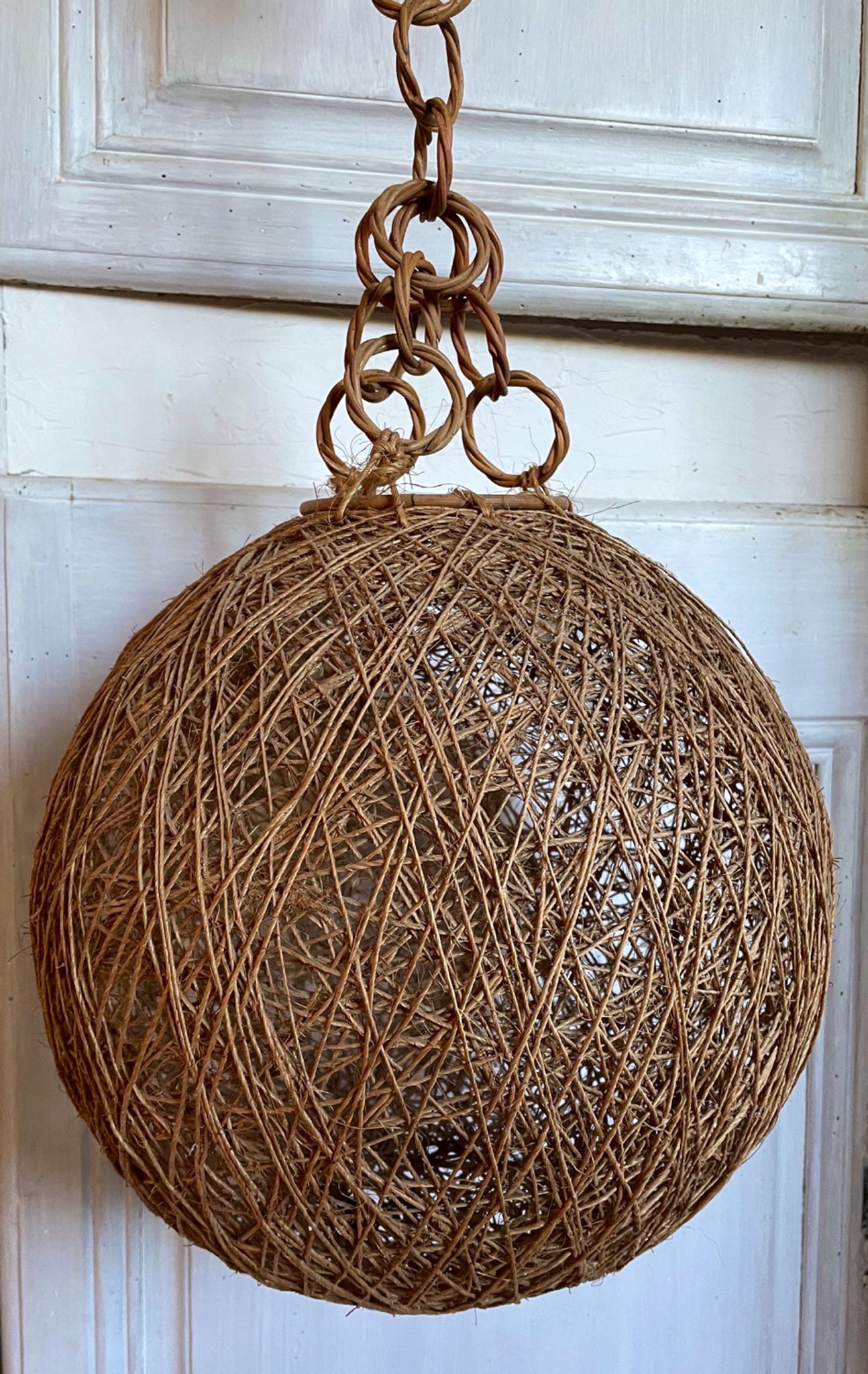 Suspension corde et rotin vintage