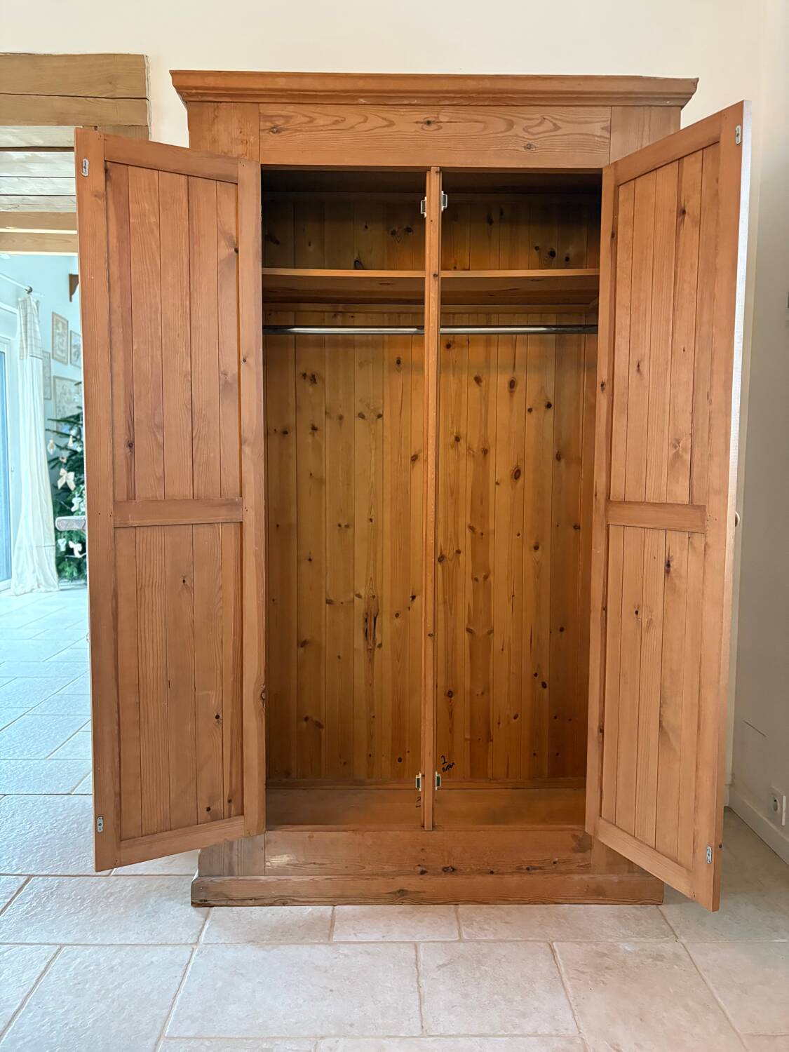 Armoire anglaise en pin