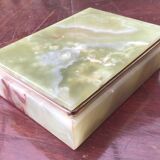 Vintage box in green onyx