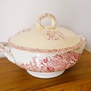 Sarreguemines soup tureen, country model F.F. Pexonne
