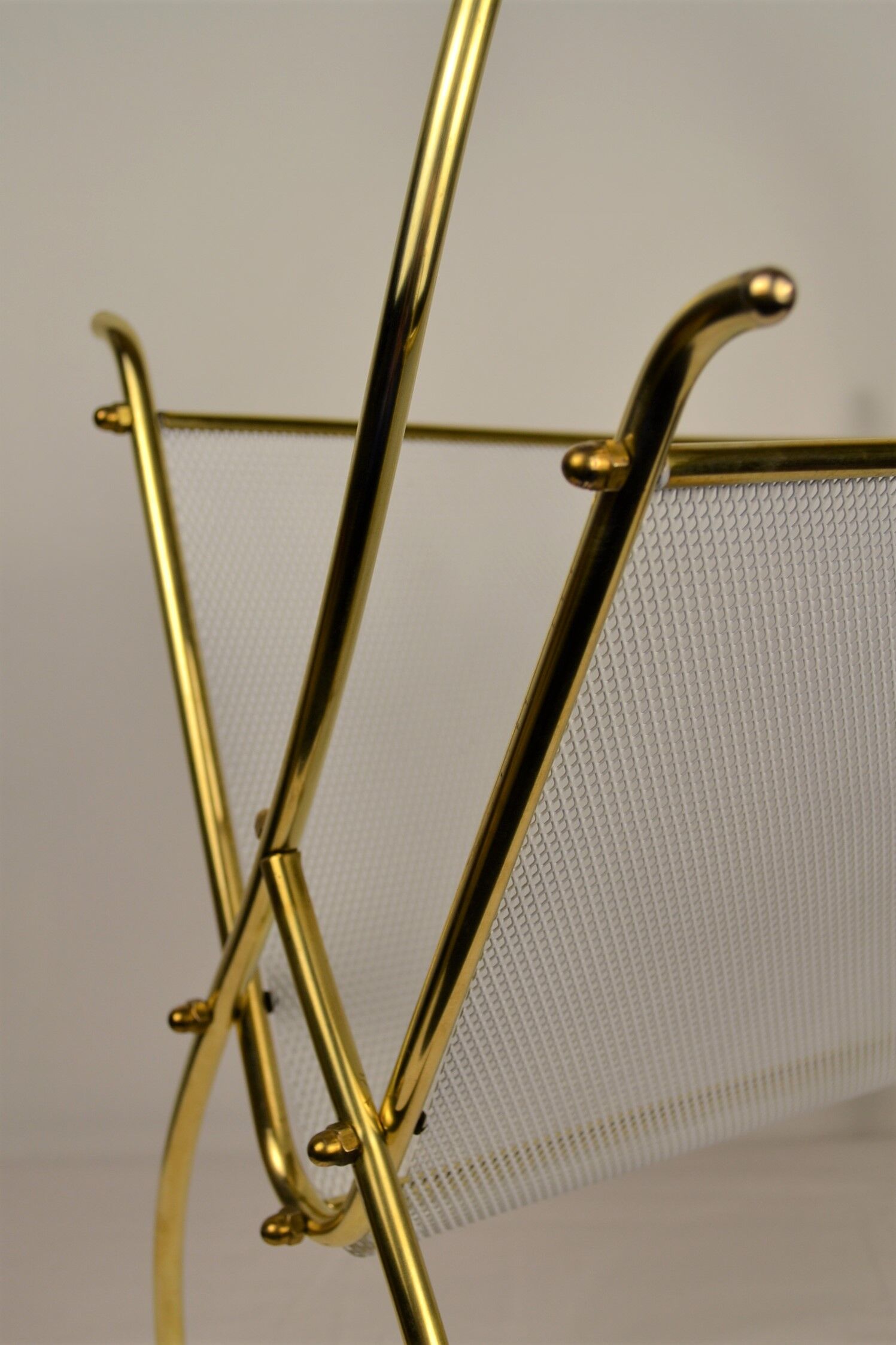 Magazines rack vintage brass 1960