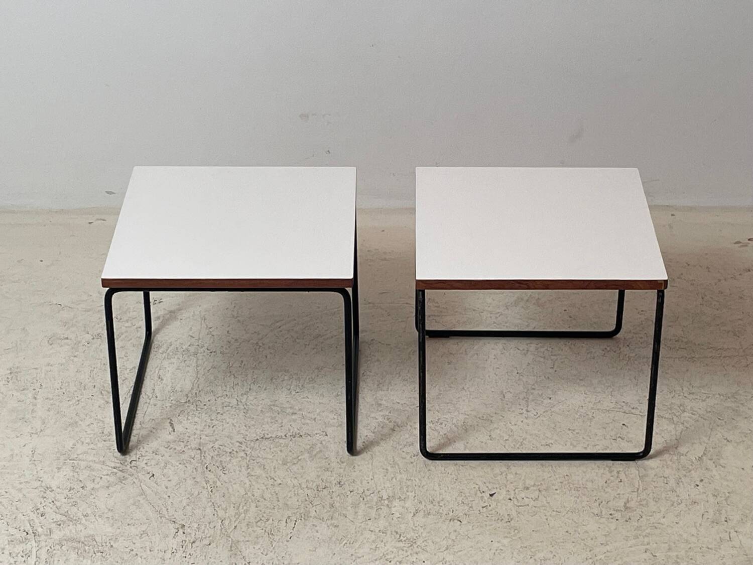 Paire de chevets par Pierre Guariche édition Steiner 1950