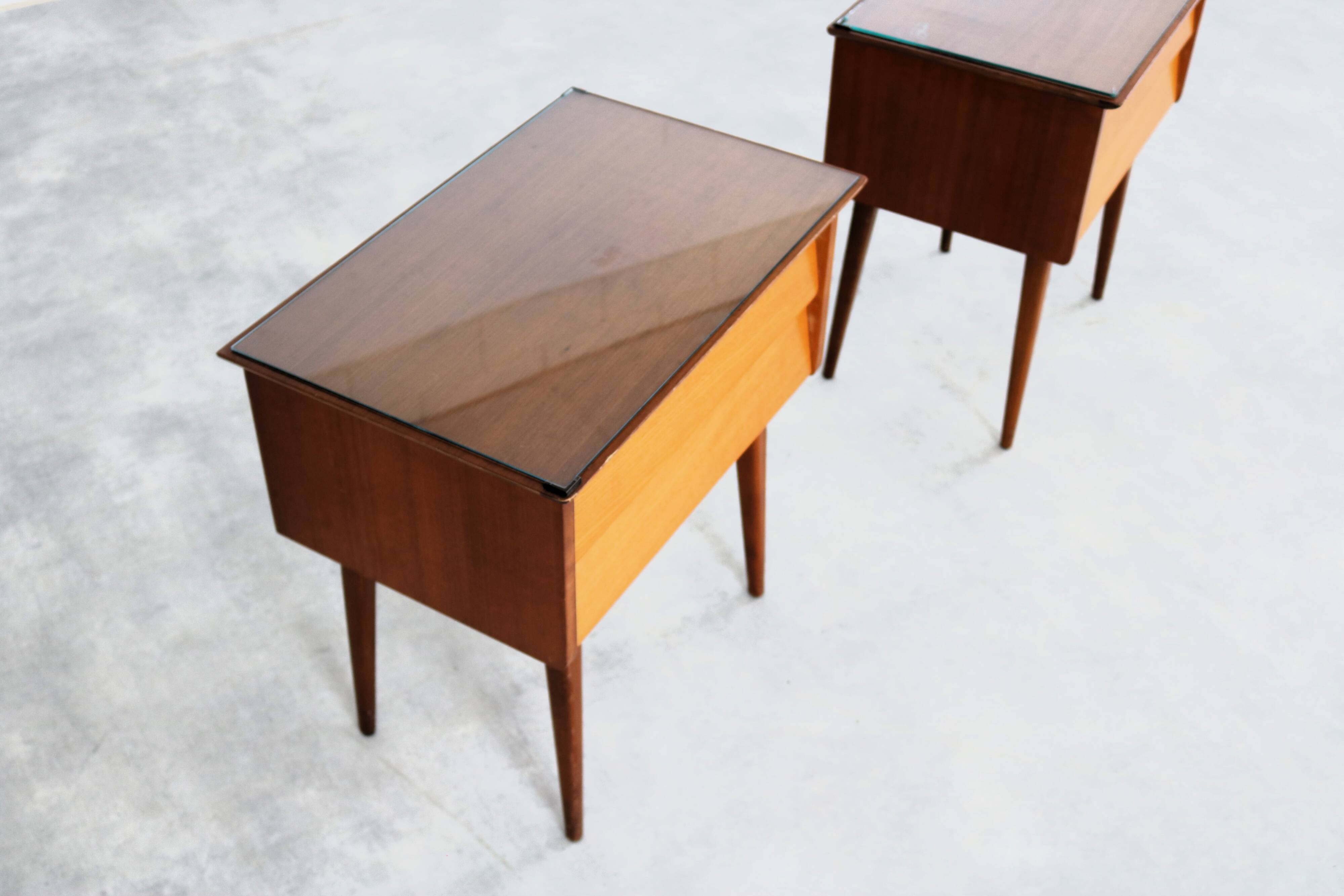 Ensemble de tables de chevet vintage | Commodes | Années 1960