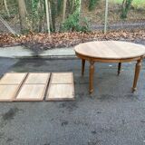 Extendable round Art Deco dining table, restored in solid oak, circa 1950, 280cm