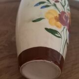 Jarre style earthenware vase with flower decor
