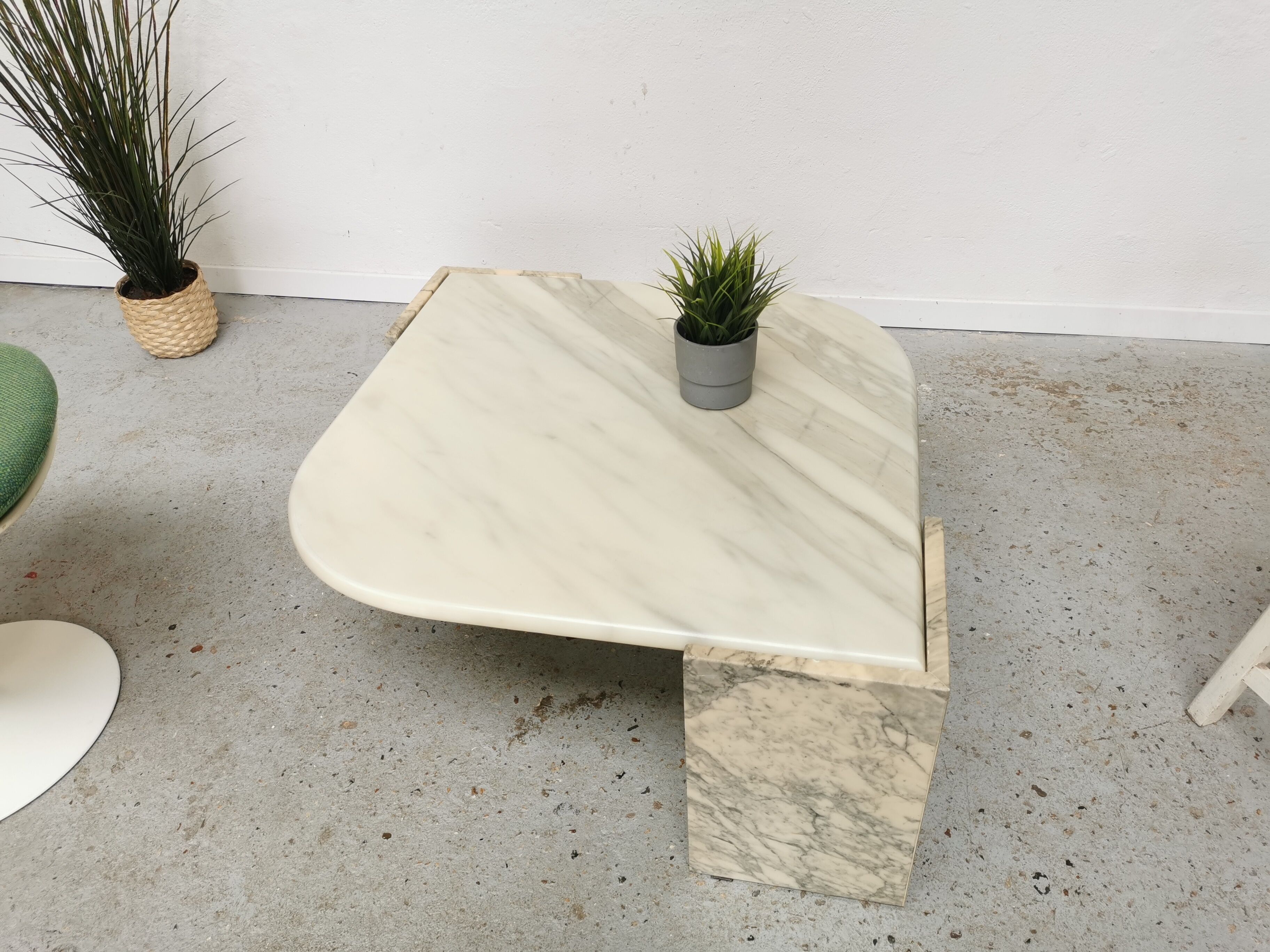 Table basse en marbre Roche Bobois