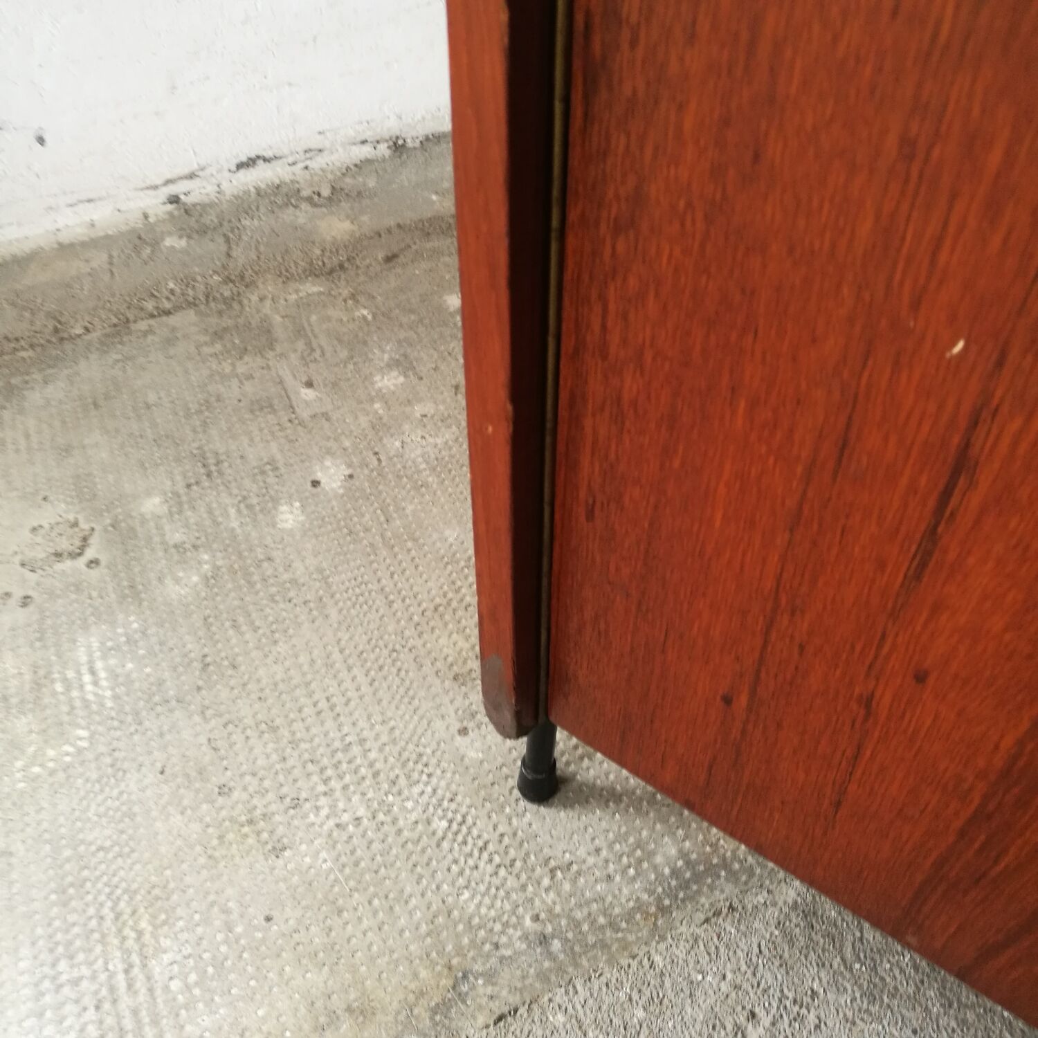 Scandinavian sideboard 2 teak doors, ladder base