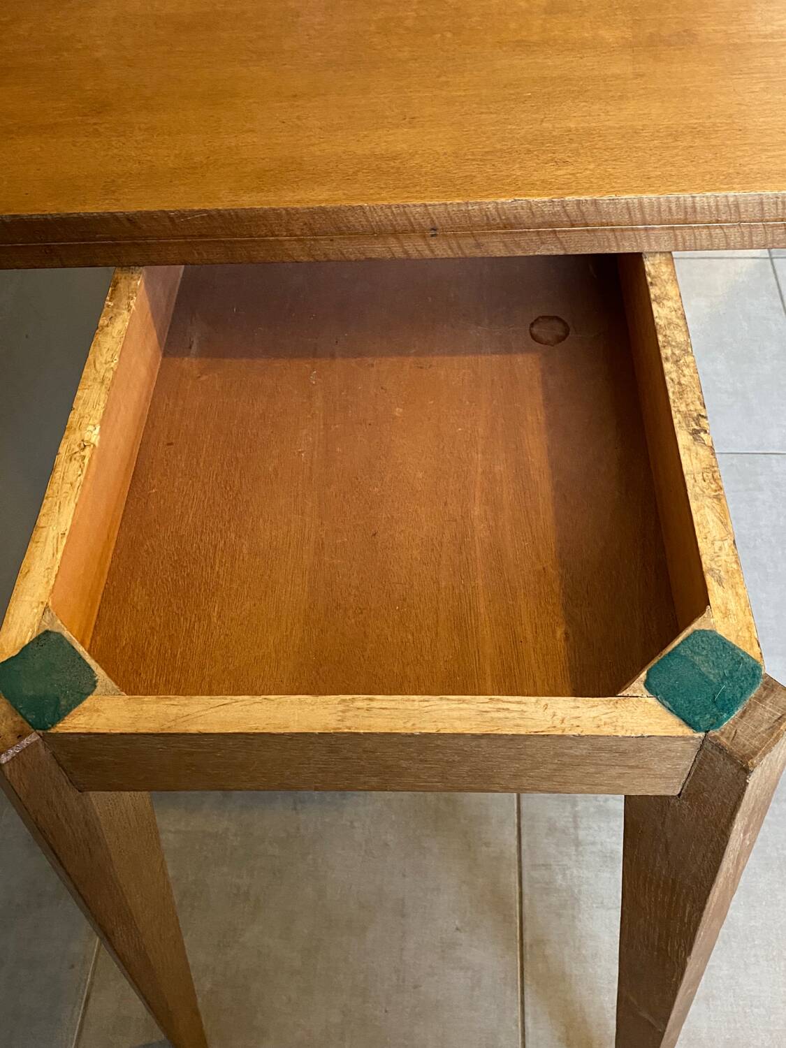 Vintage wooden portfolio table