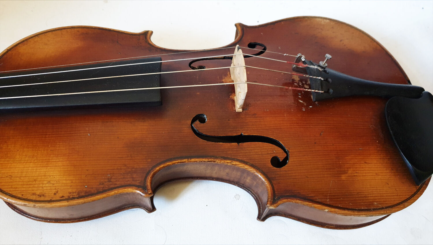 Old violin 4/4 + accessories stanislav plzdni 1920