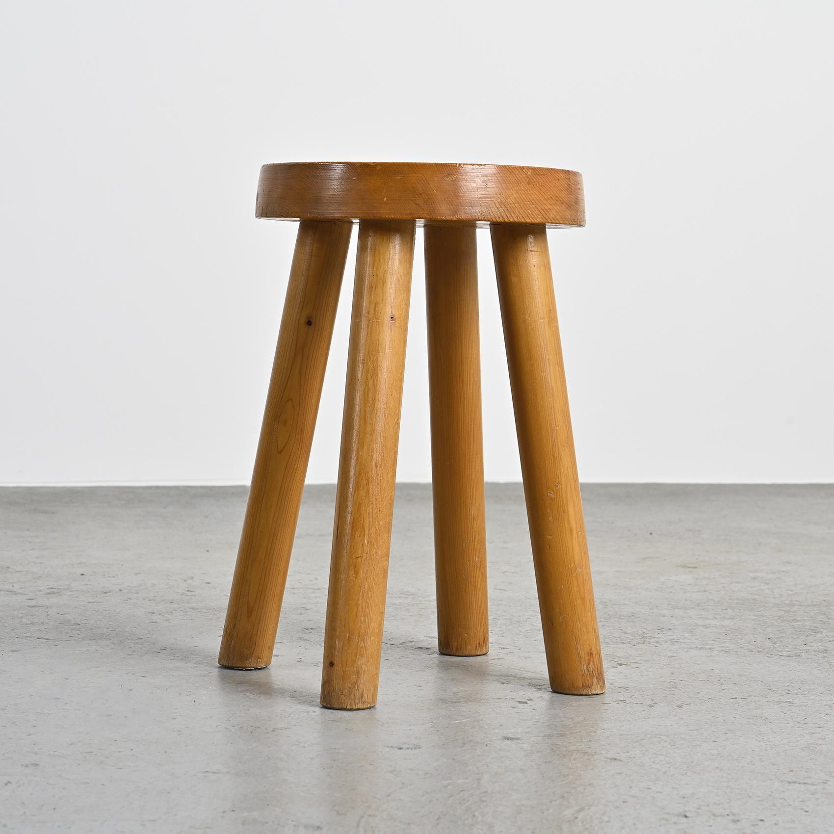 Tabouret par Charlotte Perriand pour les Arcs 1600, vers 1965