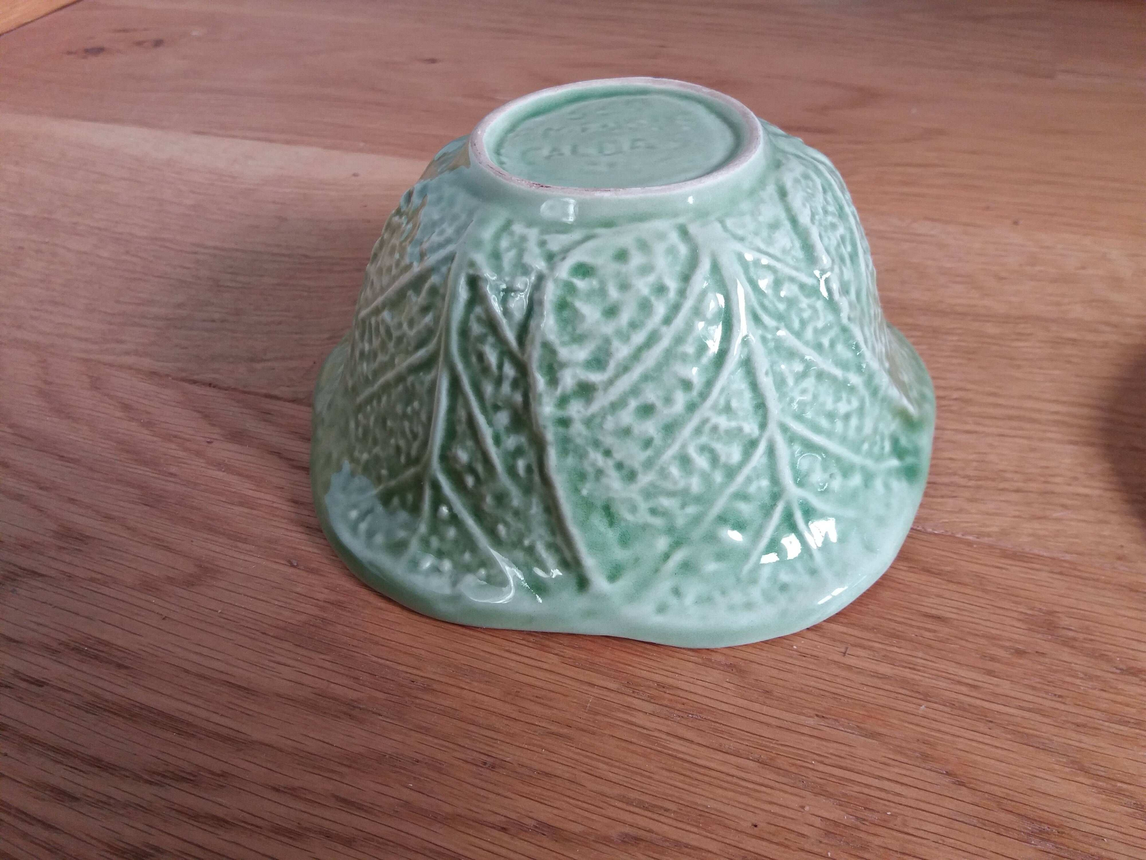 Bowl, dish, cabbage in earthenware, Portugal.