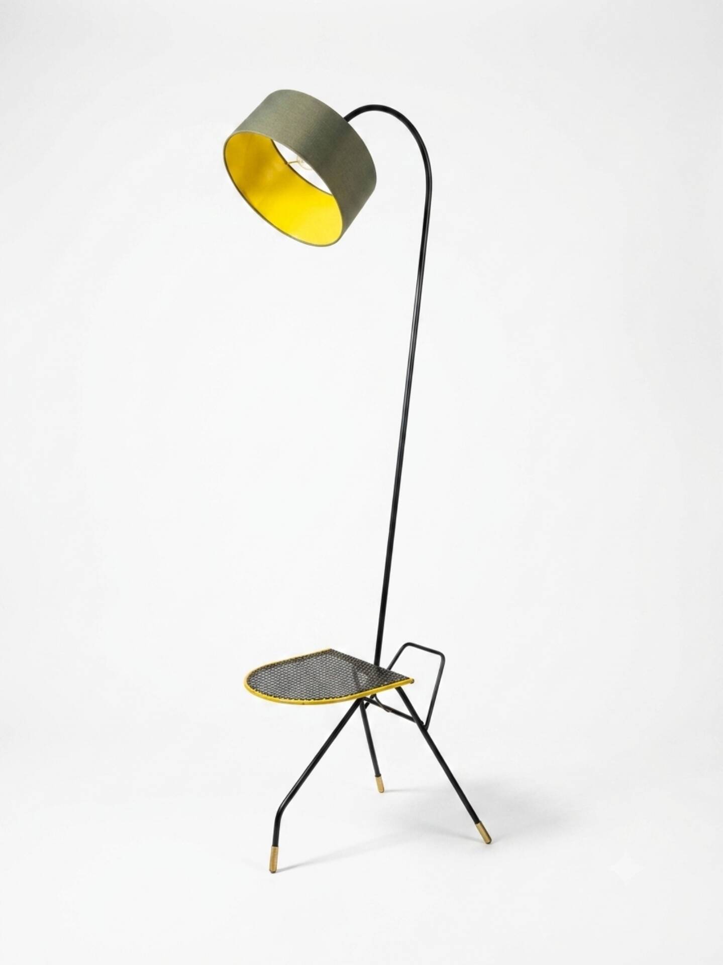 Lampadaire tripode style Matégot années 50