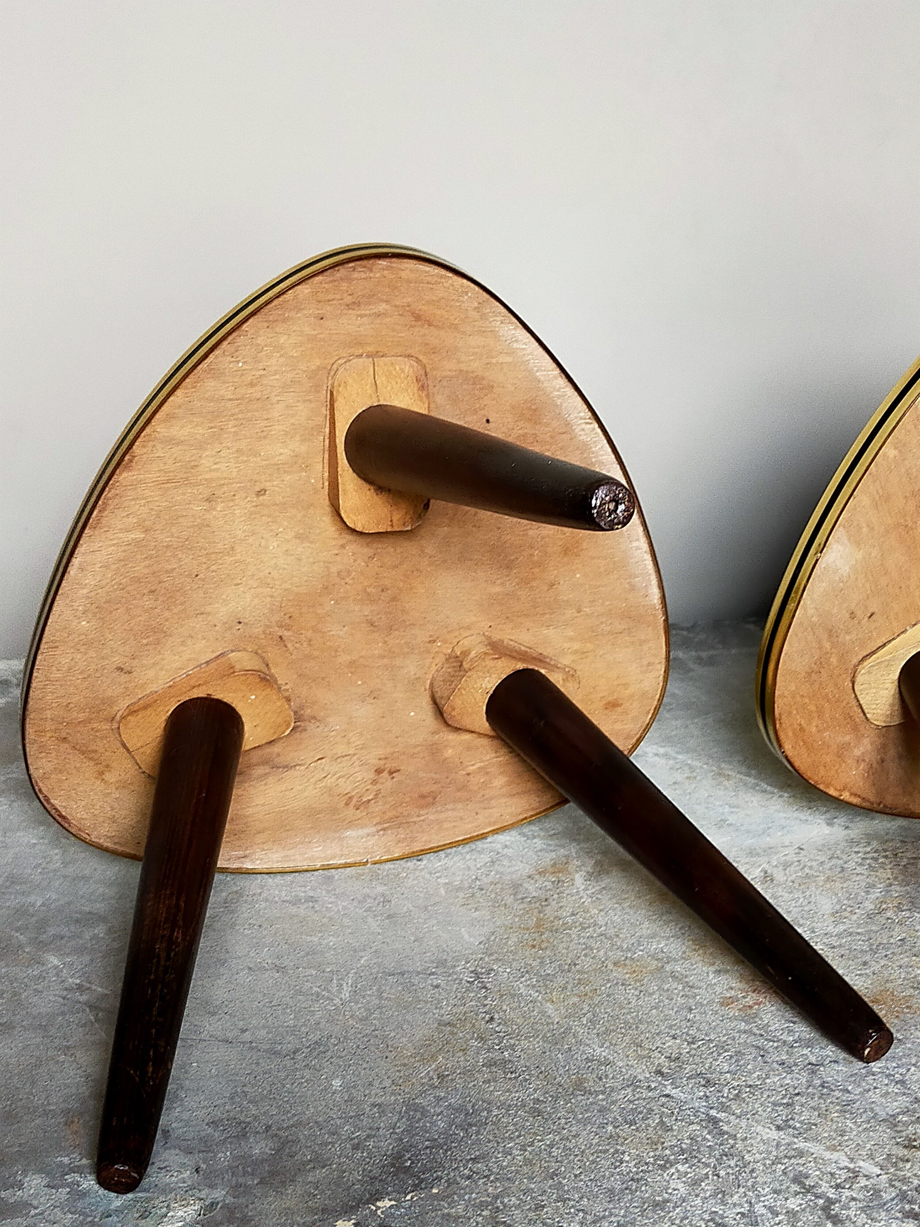Pair of mini-seeded tripods 50s plant holder