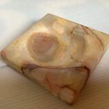 Empty onyx ashtray pocket