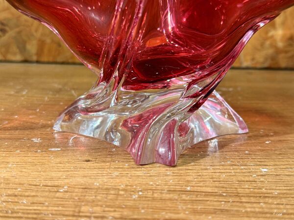 Vide poche en verre rouge vintage Rubín Glass, étiquette d’origine