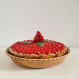 Slurry dish strawberry pie