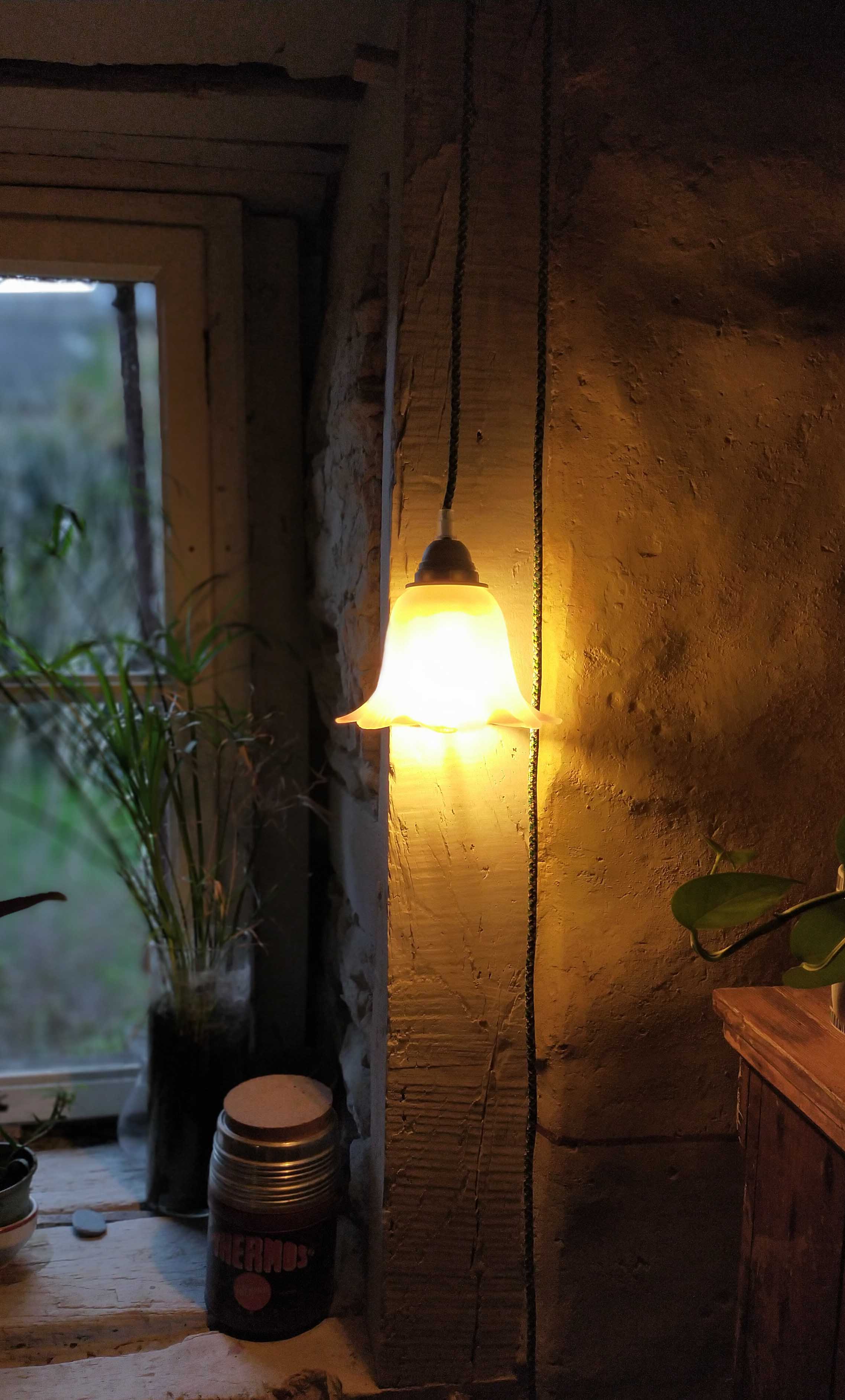 Tulip opaque glass border pink green cable