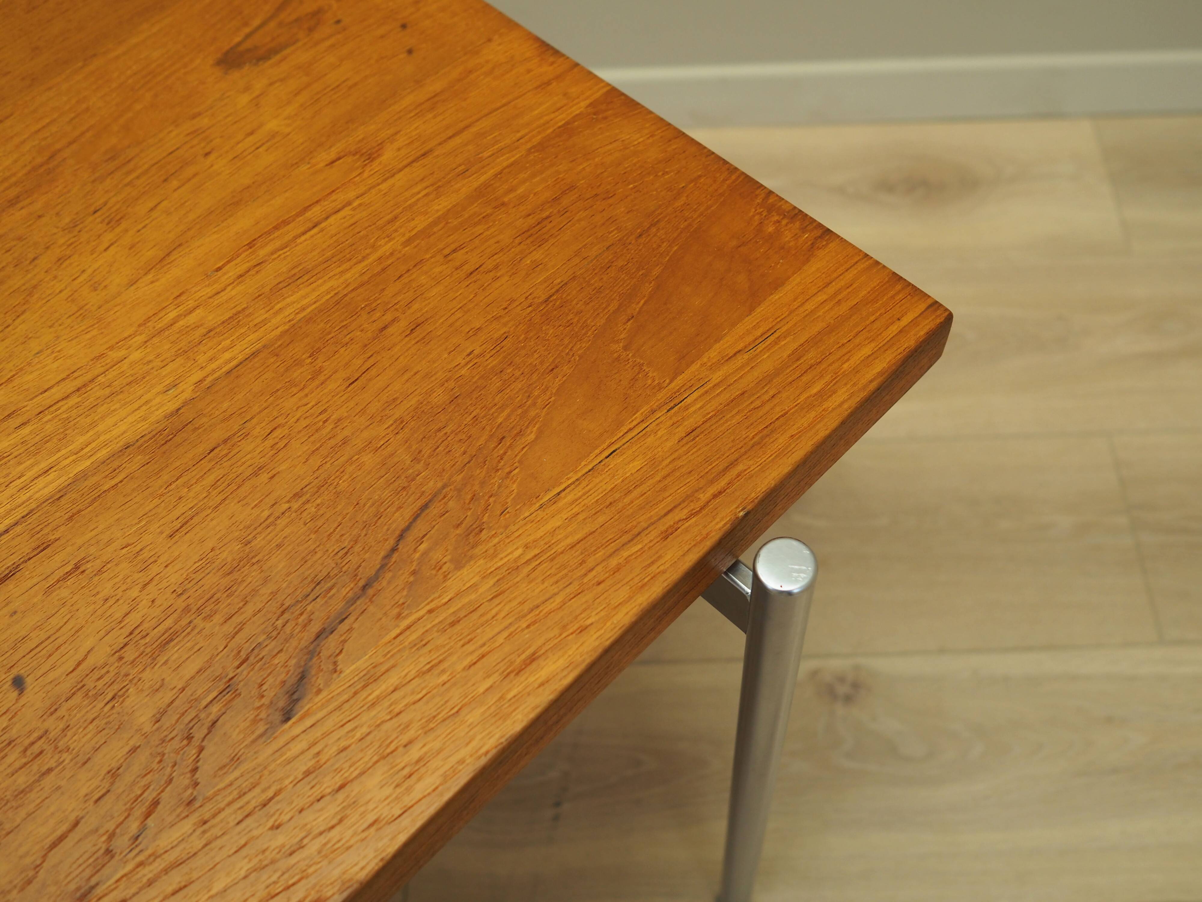 Table basse en teck, design danois, années 1970, fabricant : Fritz Hansen